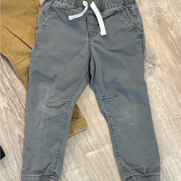 Cat & Jack Kids Joggers - Black, Tan, and Gray - Picture 4 of 7